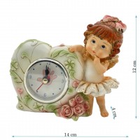 PLA17136  (1-48) Часы с девочкой 14*4*13см
